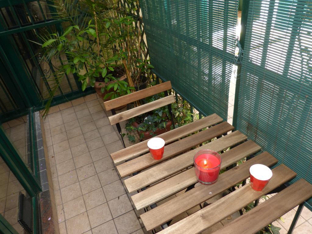 Residenza Piazza San Francesco Lägenhet Bologna Rum bild
