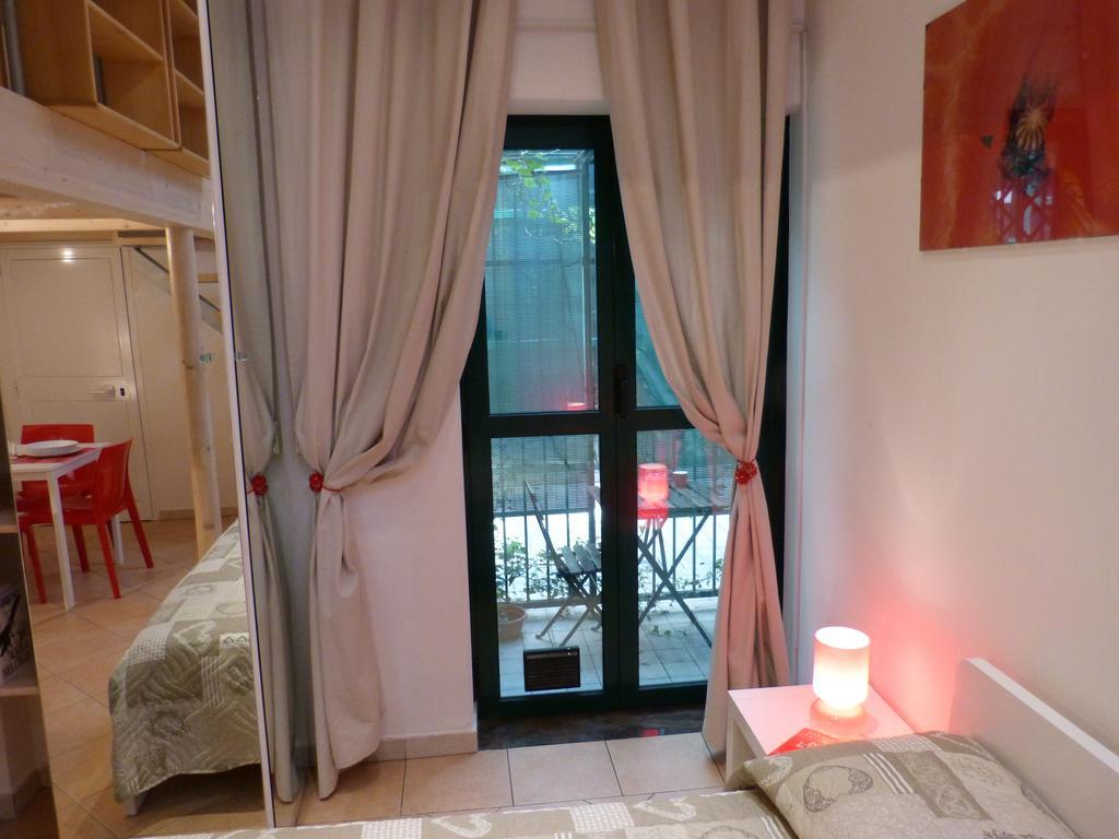 Residenza Piazza San Francesco Lägenhet Bologna Rum bild