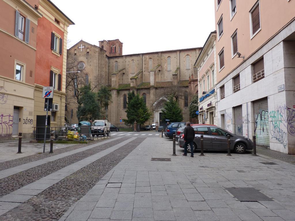 Residenza Piazza San Francesco Lägenhet Bologna Rum bild